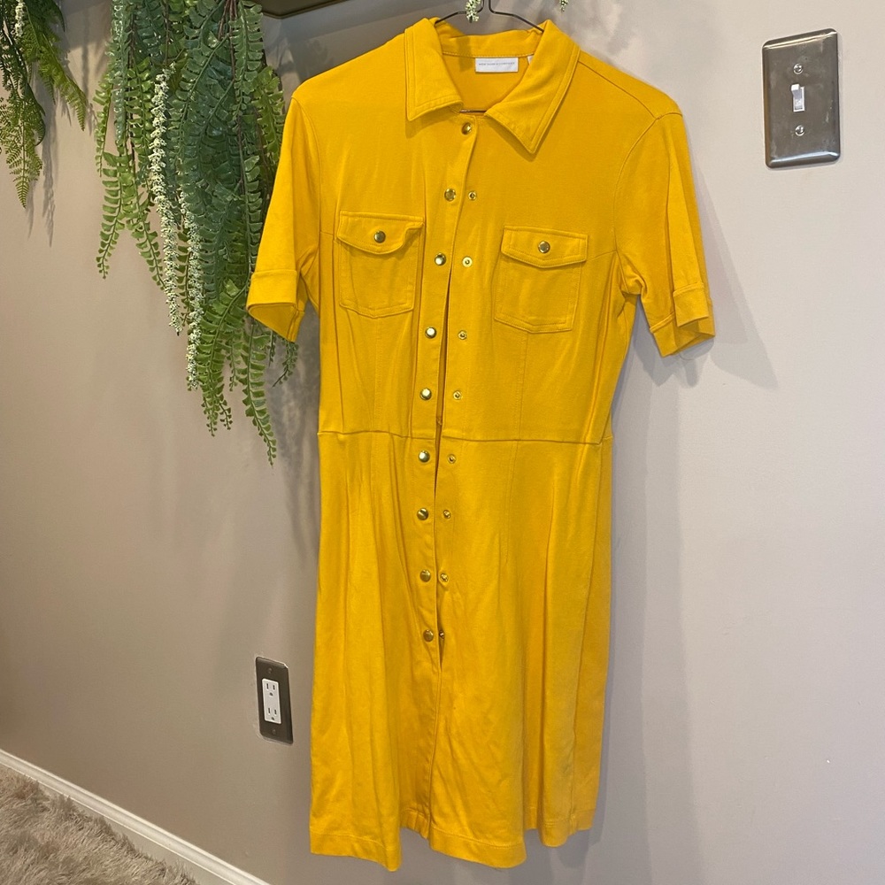 Yellow New York & Company Short sleeve dress